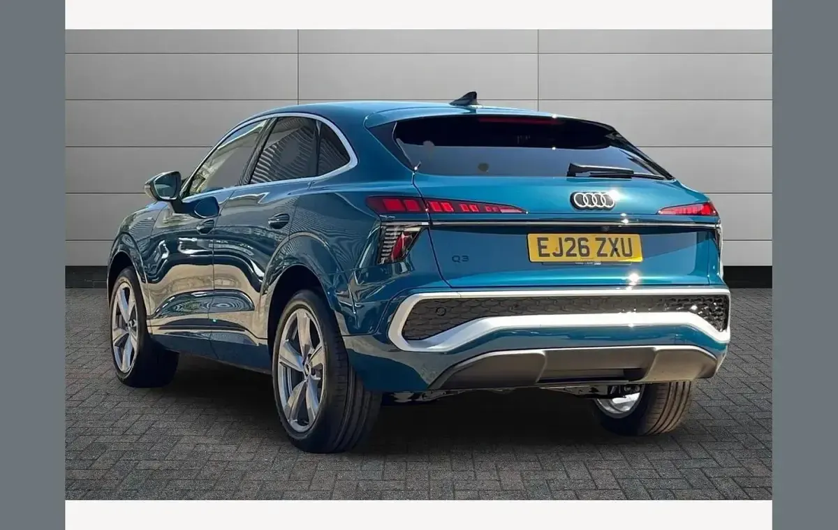 New Audi Q3 S-Line 150 HP (110 kW) 2026 Blue SUV