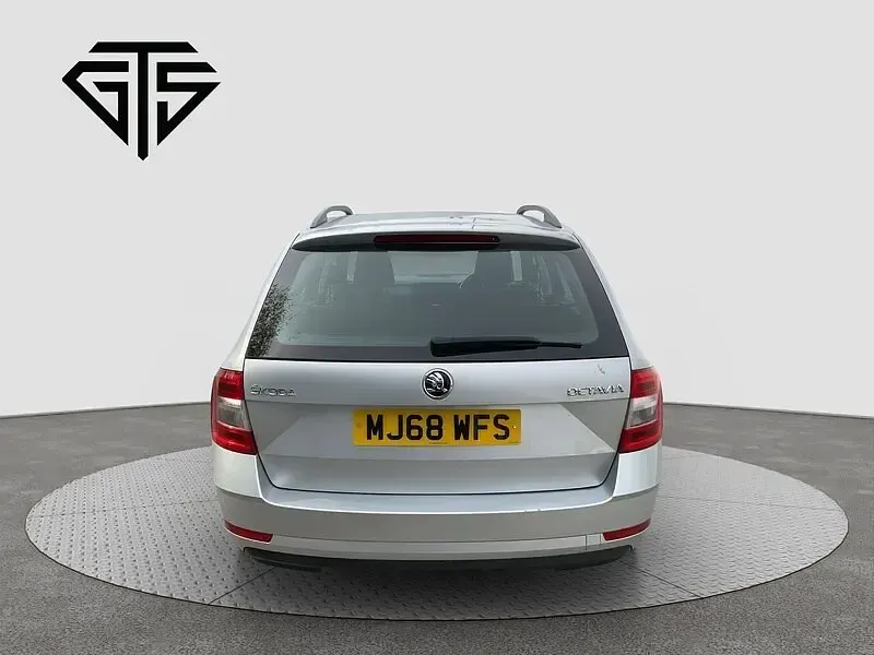 Used Skoda Octavia 115 HP (84 kW) 2025 Silver Estate