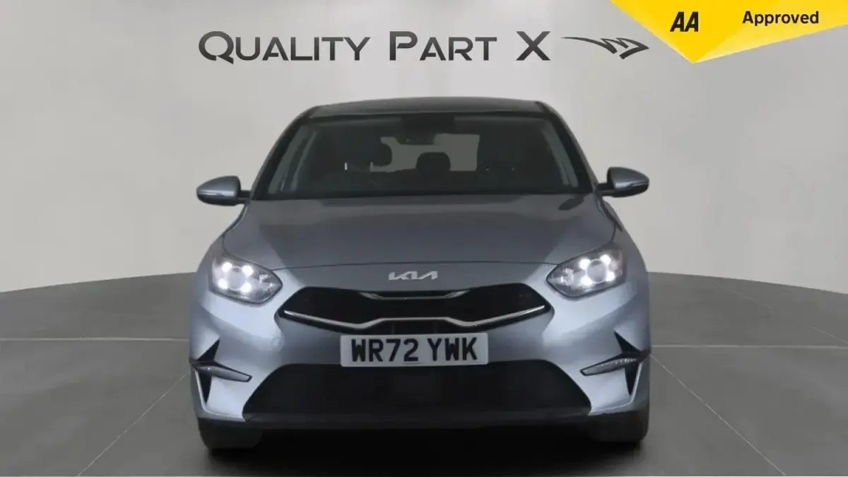 Used Kia Ceed 2022 Silver Hatchback