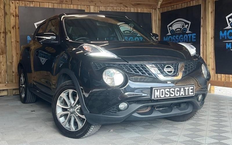 Black Used 2015 Nissan Juke Tekna SUV | £7,495 (Fair price) - Image 1/4