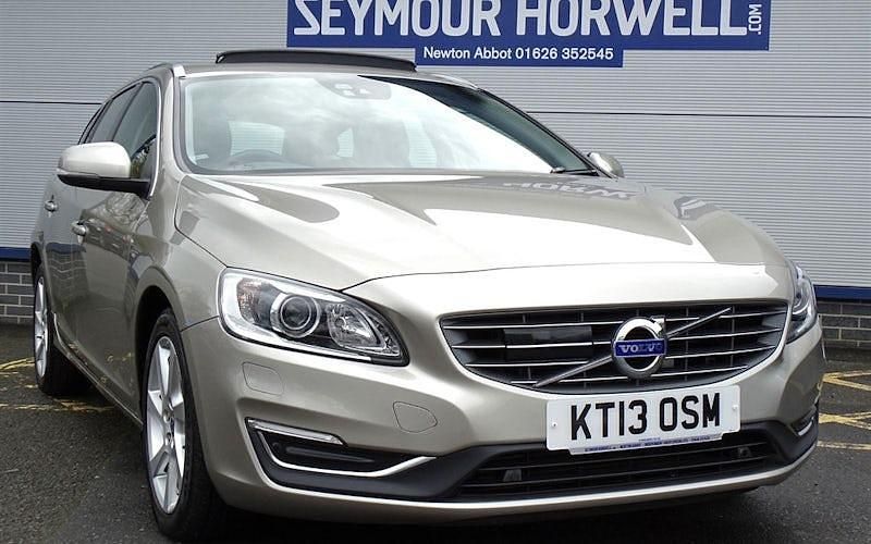 Used Volvo V60 SE Lux 215 HP (158 kW) 2015 Estate