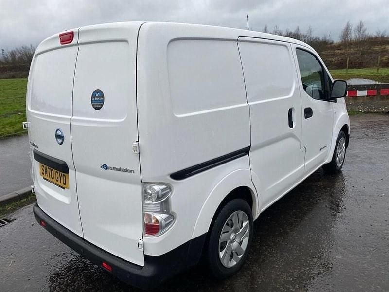 Used Nissan e-NV200 Acenta 80 kW (109 HP) 2020 White MPV