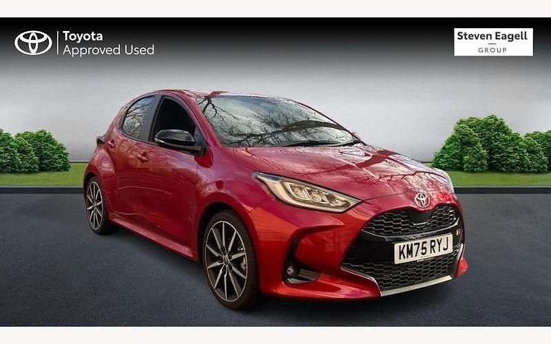 New Toyota Yaris Hybrid Sport 131 HP (96 kW) 2025 Hatchback