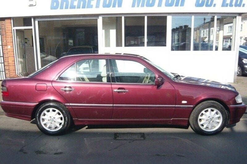 Used Mercedes C180 Elegance 1997 Sedan