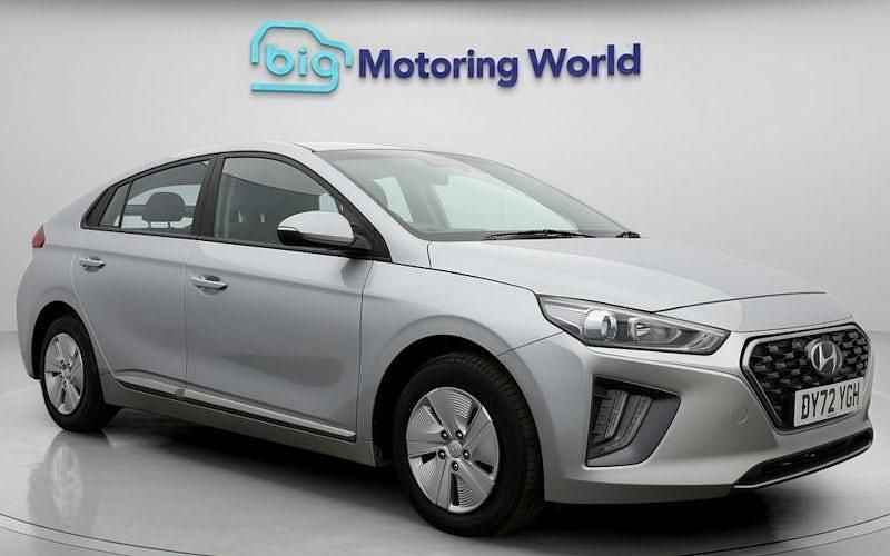 Used Hyundai Ioniq SE 141 HP (103 kW) 2022 Silver Hatchback