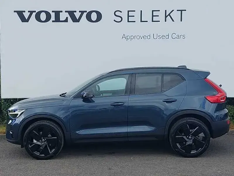 New Volvo XC40 Plus 197 HP (144 kW) 2026 SUV