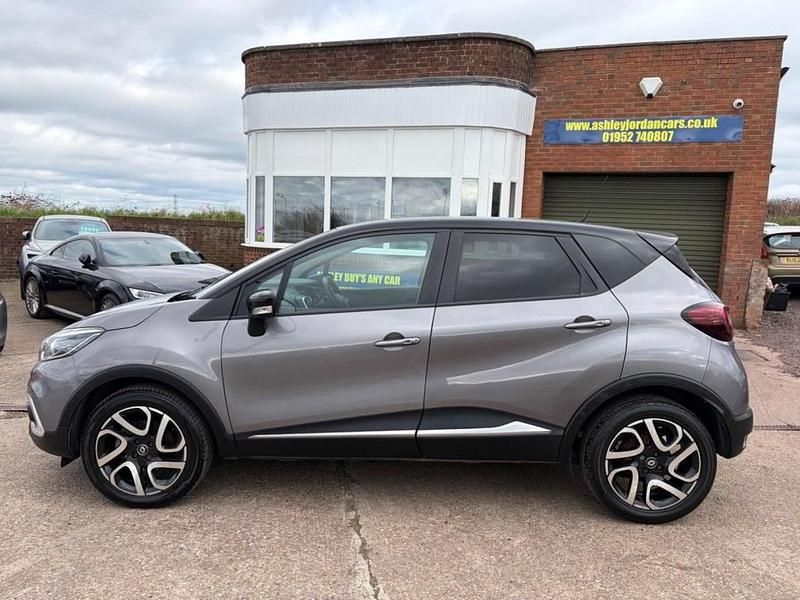Second-hand Renault Captur Iconic 90 CP (66 kW) 2019 Gri SUV