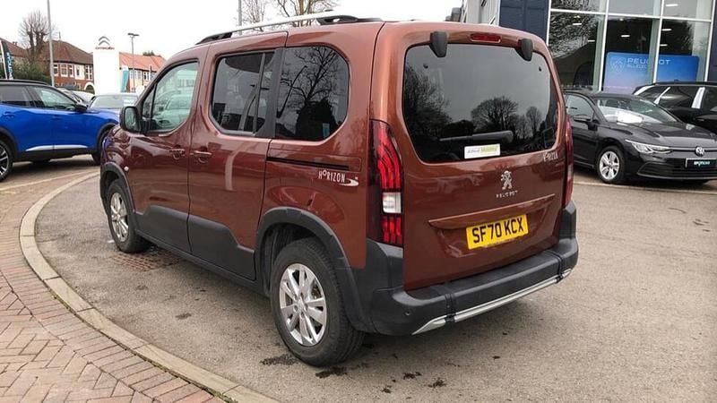 Second-hand Peugeot Rifter Allure 127 CP (93 kW) 2020 Monovolum