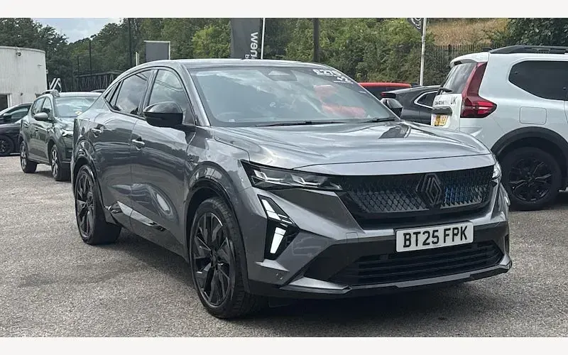 Used Renault Rafale Techno Esprit Alpine 300 HP (220 kW) 2025 SUV