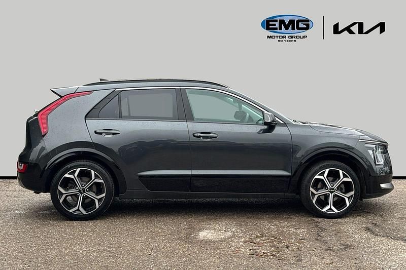 Used Kia Niro 139 HP (102 kW) 2024 Interstellar grey SUV