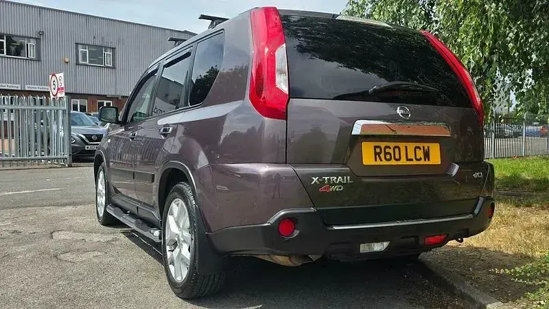 Used Nissan X-Trail Tekna 150 HP (110 kW) 2012 Beige SUV