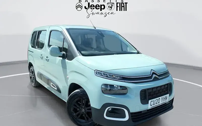 Usado Citroën Berlingo Flair 131 HP (96 kW) 2020 Monovolume