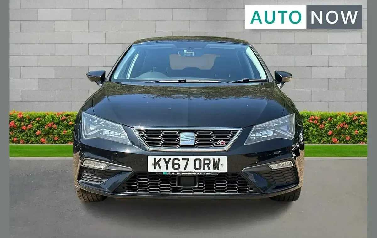 Used Seat Leon FR 150 HP (110 kW) 2017 Black Hatchback