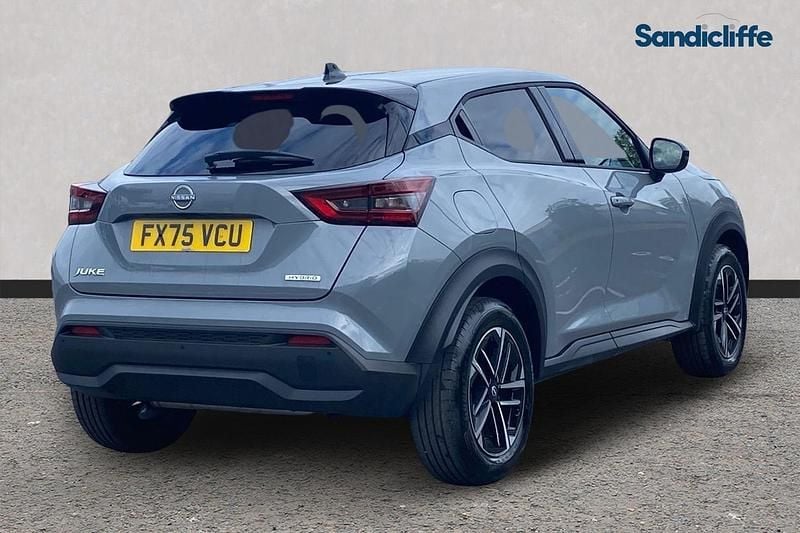 New Nissan Juke N-Connecta 143 HP (105 kW) 2025 Grey SUV