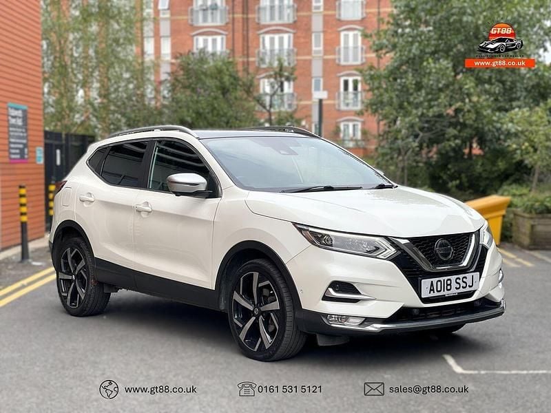 White Used 2018 Nissan Qashqai SUV | £11,975 (Fair price) - Image 1/4