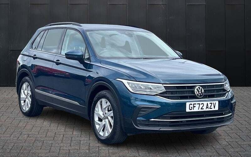Used 2024 VW Tiguan Life SUV | £18,995 (Super price) - Image 1/3