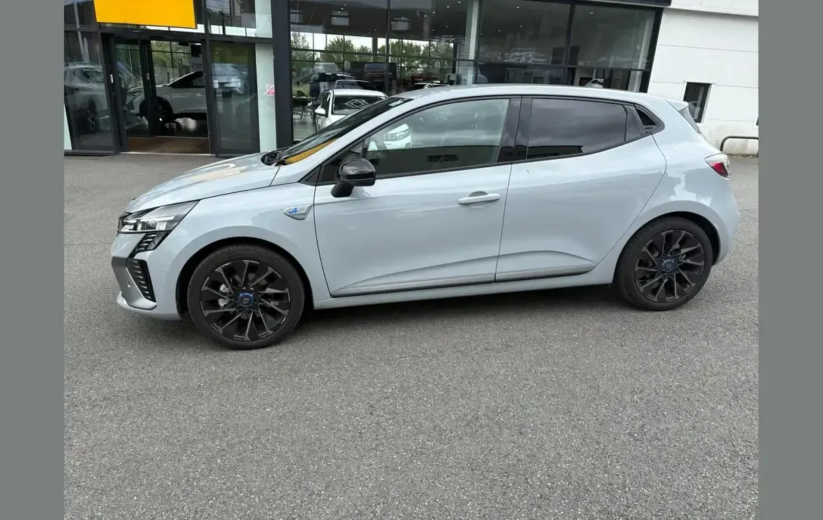 Used Renault Clio Esprit Alpine 145 HP (106 kW) 2026 Grey Hatchback