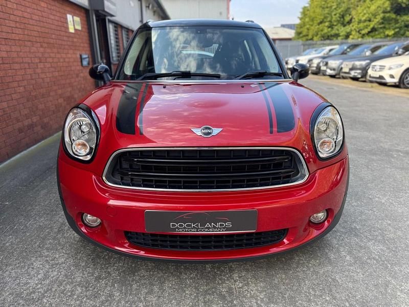 Used Mini Cooper 122 HP (89 kW) 2016 Red Hatchback