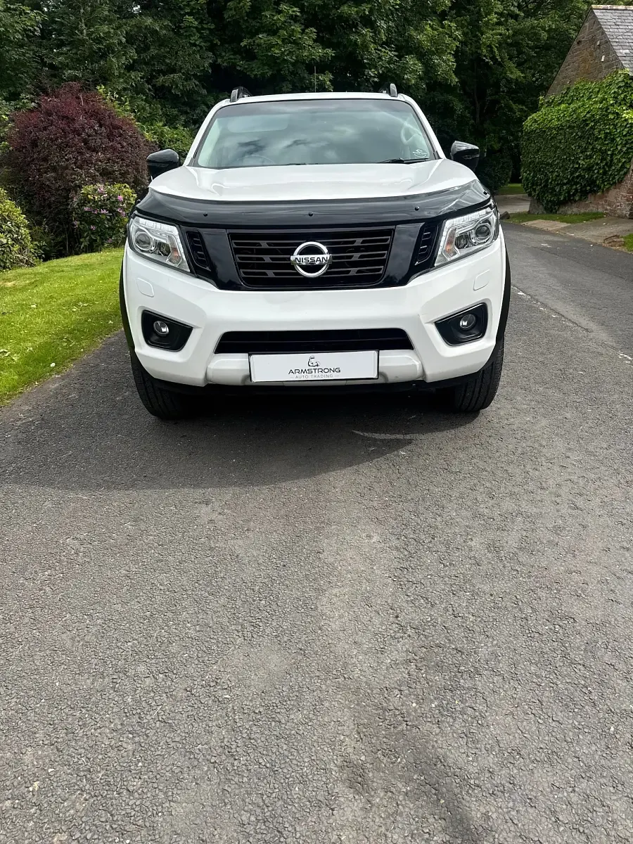 Usado Nissan Navara Tekna 190 CV (139 kW) 2017 Blanco Pickup/Camioneta