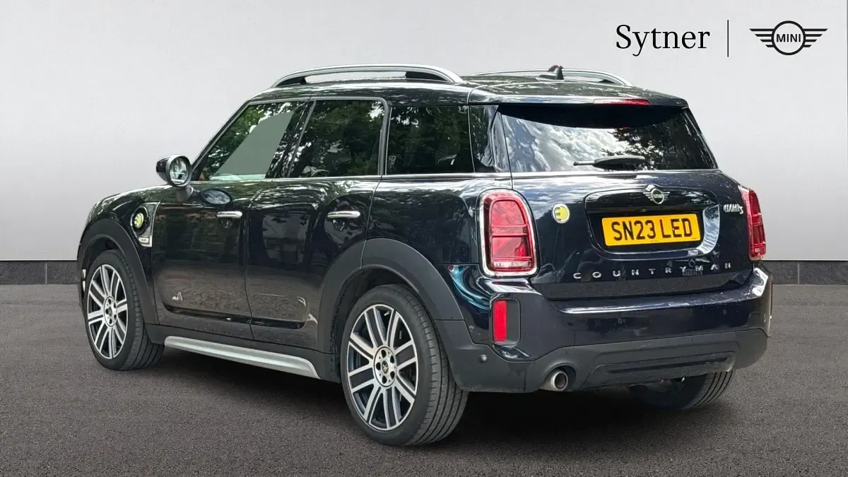 Used Mini Cooper S Countryman Exclusive 219 HP (161 kW) 2023 Black SUV