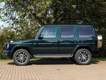Used Mercedes G500 AMG Line Premium Plus 449 HP (330 kW) 2024 Green SUV