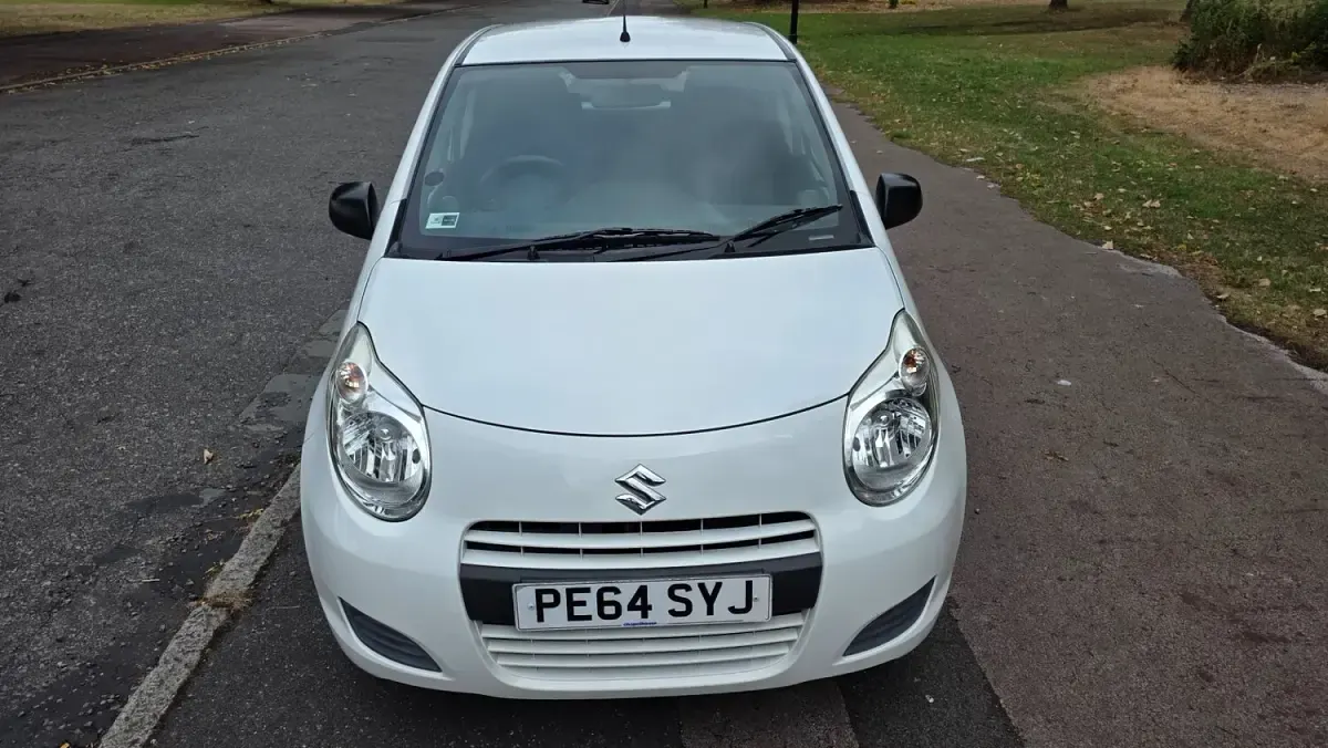 Used Suzuki Alto 68 HP (50 kW) 2014 White Hatchback