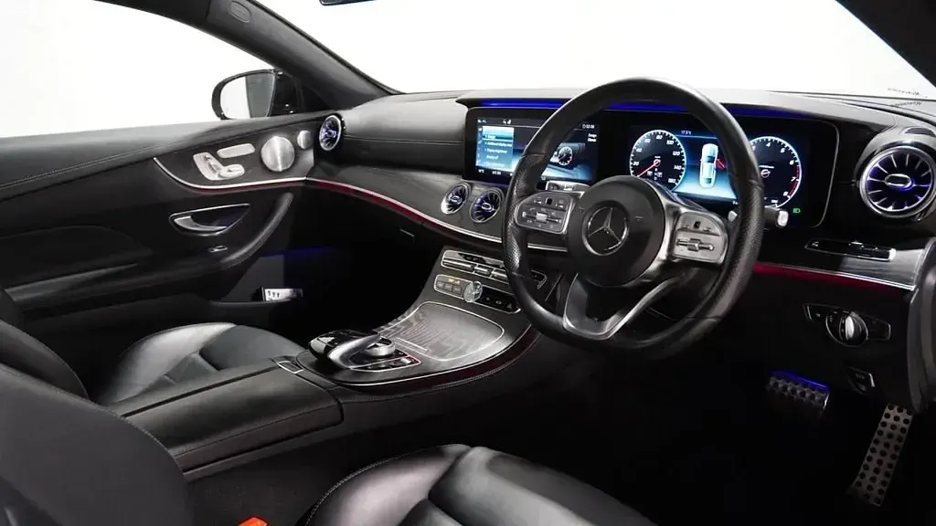 Usado Mercedes E450 AMG line 2019 Cinzento Coupé