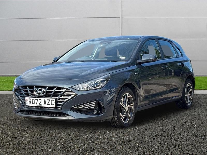 Used Hyundai i30 SE 120 HP (88 kW) 2022 Blue Hatchback