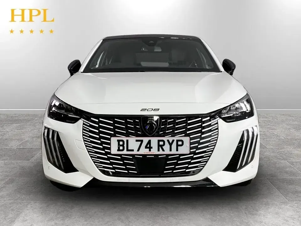 Używany Peugeot e-208 GTi 114 kW (156 KM) 2024 Biały Hatchback