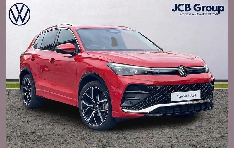 Used VW Tiguan R-line 148 HP (108 kW) 2025 Red SUV