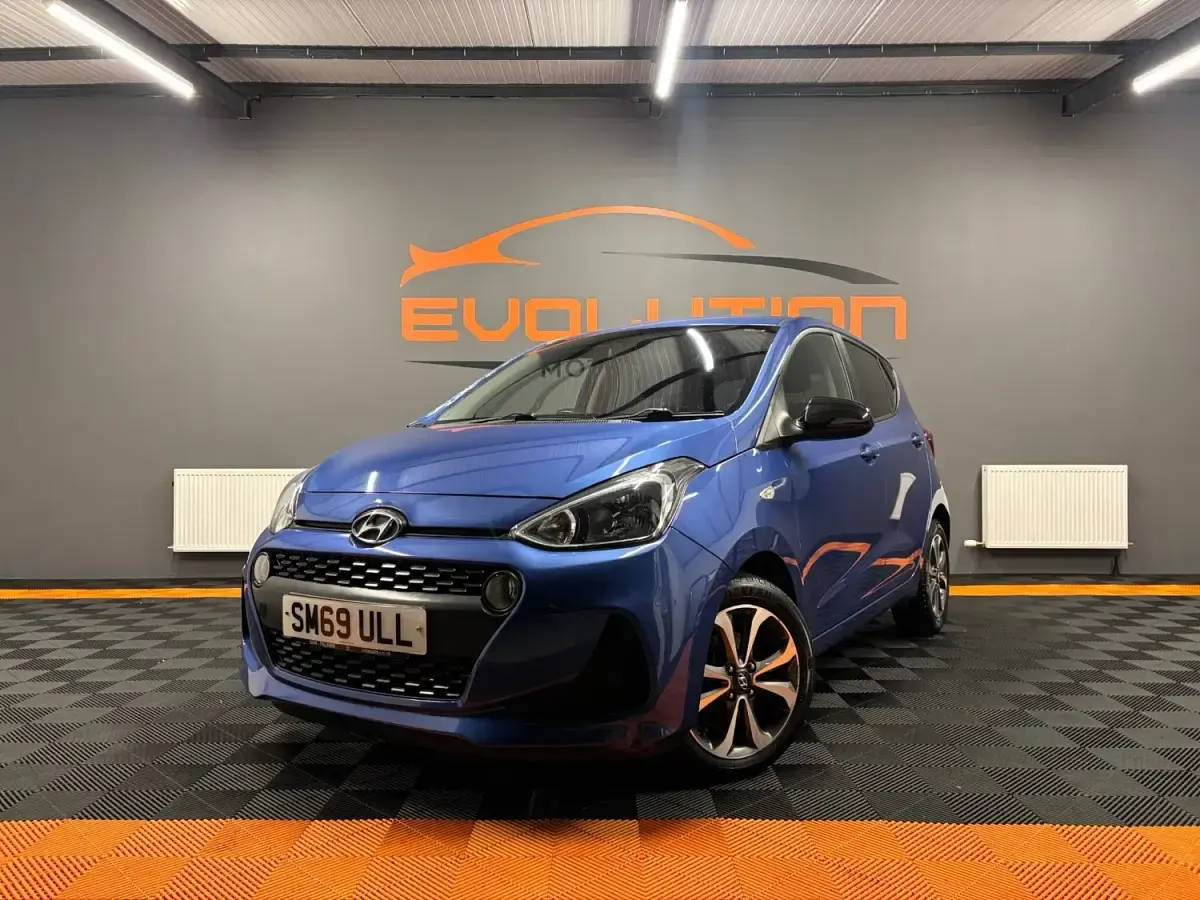 Begagnad Hyundai i10 67 HK (49 kW) 2020 Blå Halvkombi