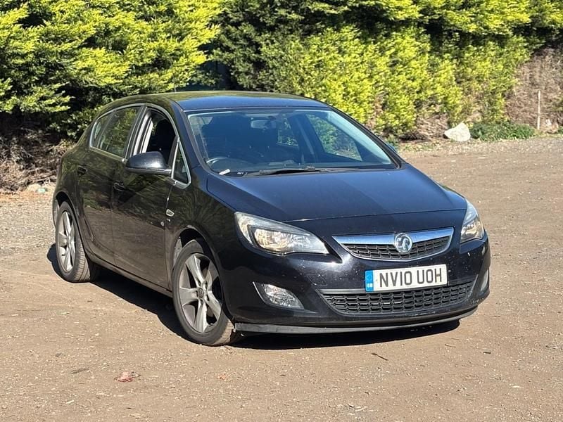 Black Used 2010 Vauxhall Astra SRi Hatchback | £990 (Good price) - Image 1/4