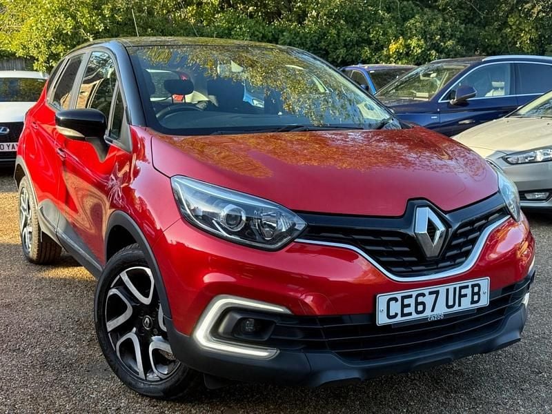 Red/black Used 2018 Renault Captur Dynamique SUV | £6,990 (Fair price) - Image 1/4