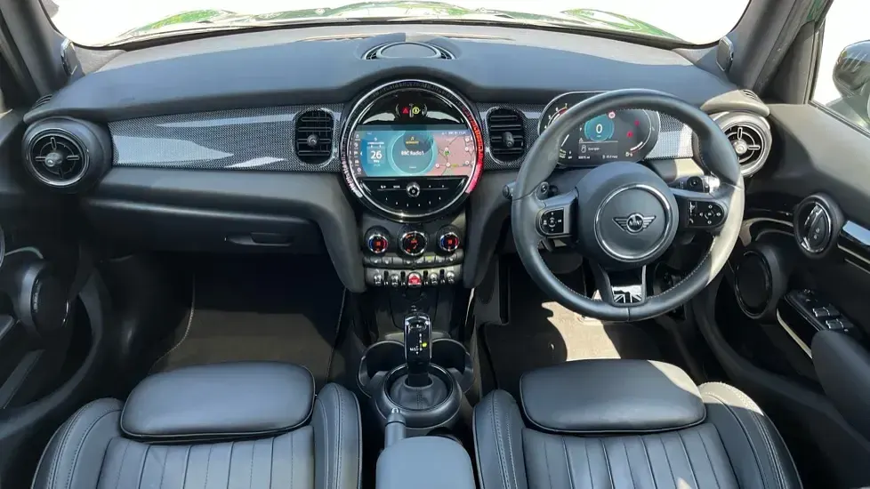 Used Mini Cooper S Exclusive 176 HP (129 kW) 2023 Green Hatchback