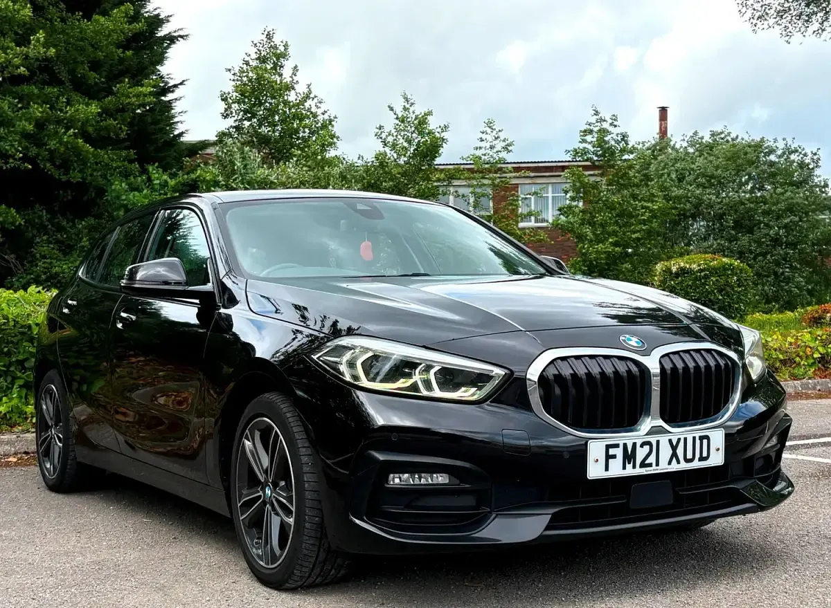 Used BMW 116 Sport Line 2021 Black Hatchback