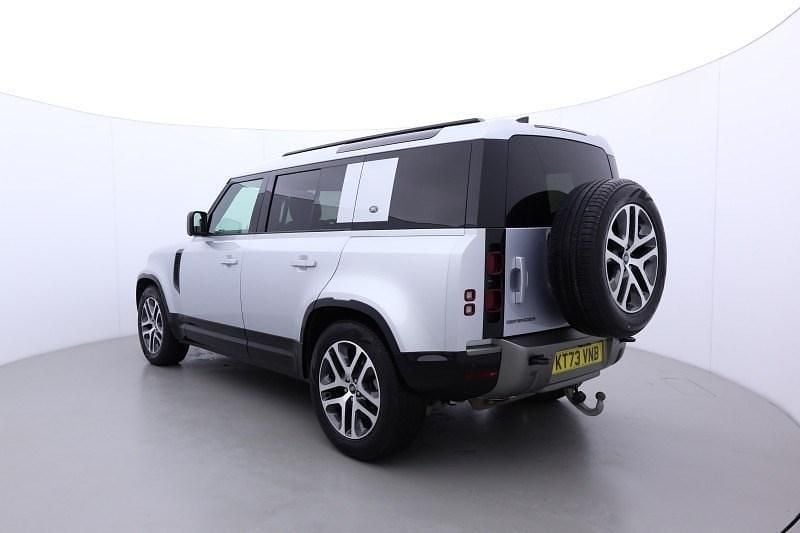 Usado Land Rover Defender SE Dynamic 2023 Prateado SUV