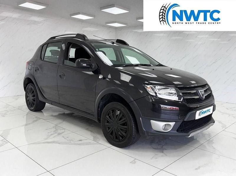 Black Used 2014 Dacia Sandero Lauréate Hatchback | £2,395 (Good price) - Image 1/4