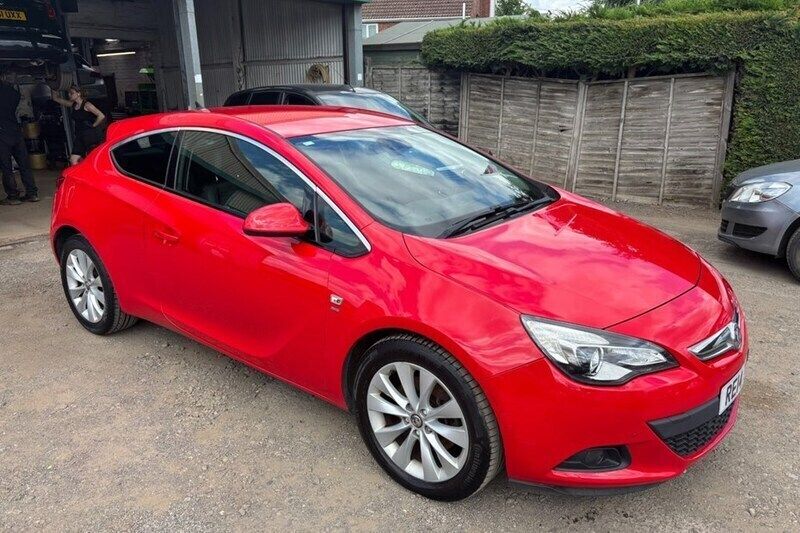 Used 2014 Vauxhall Astra GTC SRi Coupe | £1,995 (Super price) - Image 1/1