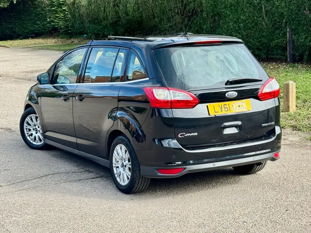 Used Ford Grand C-Max Titanium 2011 Black MPV