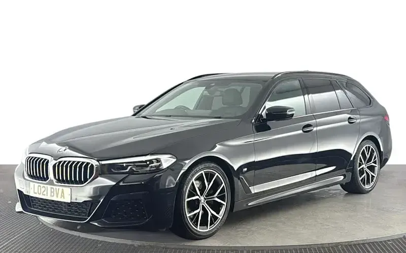 Begagnad BMW 520 M Sport 190 HK (139 kW) 2023 Kombi