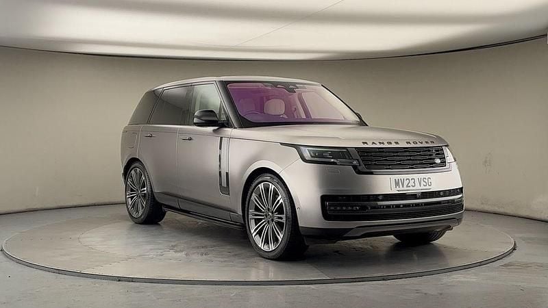 Used Land Rover Range Rover Autobiography 300 HP (220 kW) 2023 Silver SUV