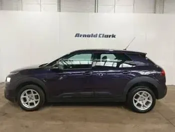 Used Citroën C4 Cactus Feel 110 HP (80 kW) 2018 Purple Hatchback