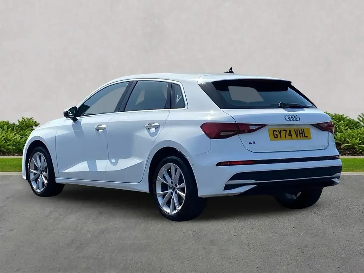 Used Audi A3 Sportback Sport 116 HP (85 kW) 2024 White Hatchback