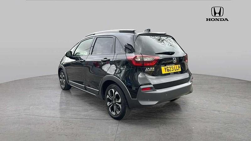 Second-hand Honda Jazz Hybrid 109 CP (80 kW) 2023 Negru Hatchback