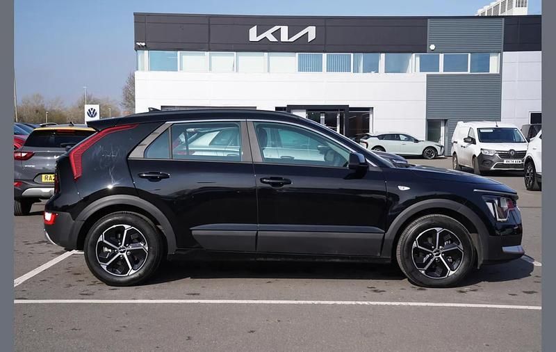 Used Kia Niro 127 HP (93 kW) 2025 Black SUV