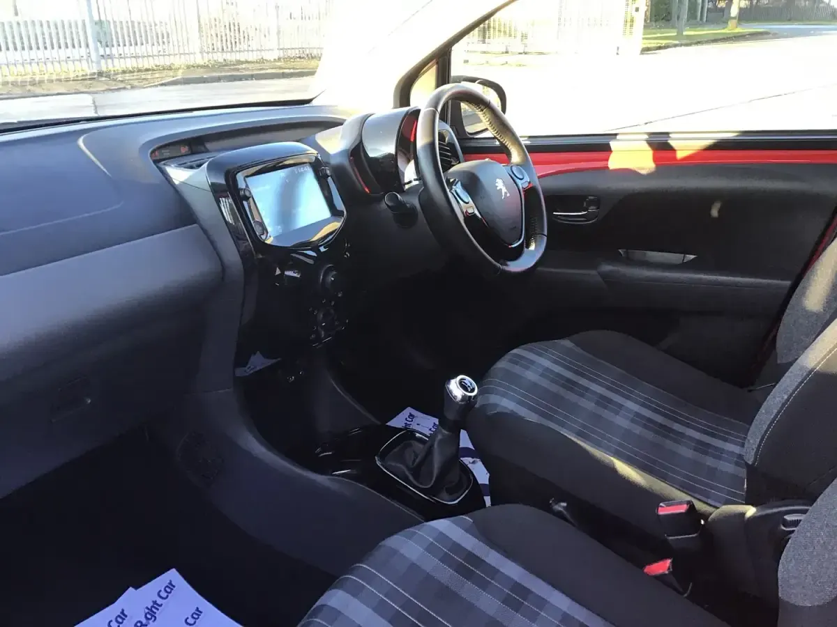 Second-hand Peugeot 108 Allure 2019 Roșu Hatchback
