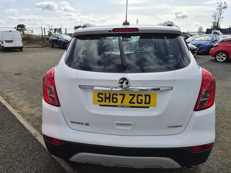 Used Vauxhall Mokka X Active 140 HP (102 kW) 2017 White SUV