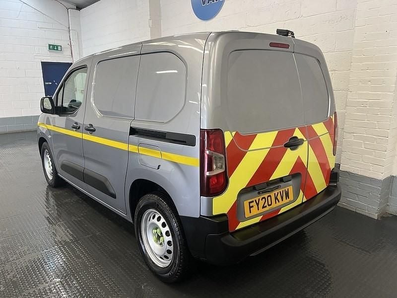 Used Peugeot Partner S 131 HP (96 kW) 2020 Grey MPV