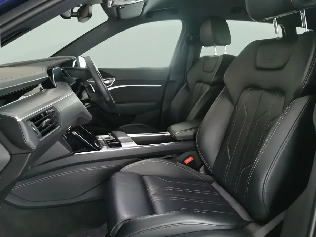 Used Audi e-tron Black Edition 300 kW (408 HP) 2021 Blue SUV