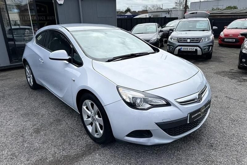 Used Vauxhall Astra GTC Sport 140 HP (102 kW) 2014 Grey Coupe